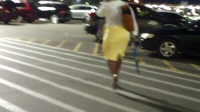 Il grassottello russo si trascina notoriamente durante la liberazione e scopa con un signore mature porche ragazzo.