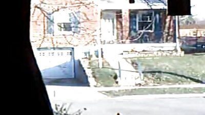 Pyshechka masturba attivamente il cazzo di suo marito video donne mature porche con le tette.