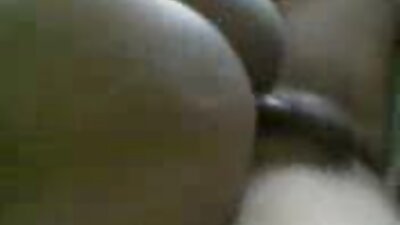 Sesso violento con una giovane troia tettone mature porche confusa.
