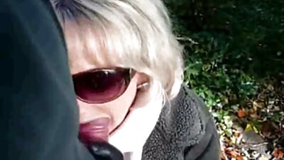 Folla studentesca di ragazze vecchie porche nude con ragazzi.
