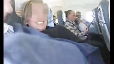 Si è tolto le mutandine dal culo russo e ha scopato porche sessantenni la ragazza.